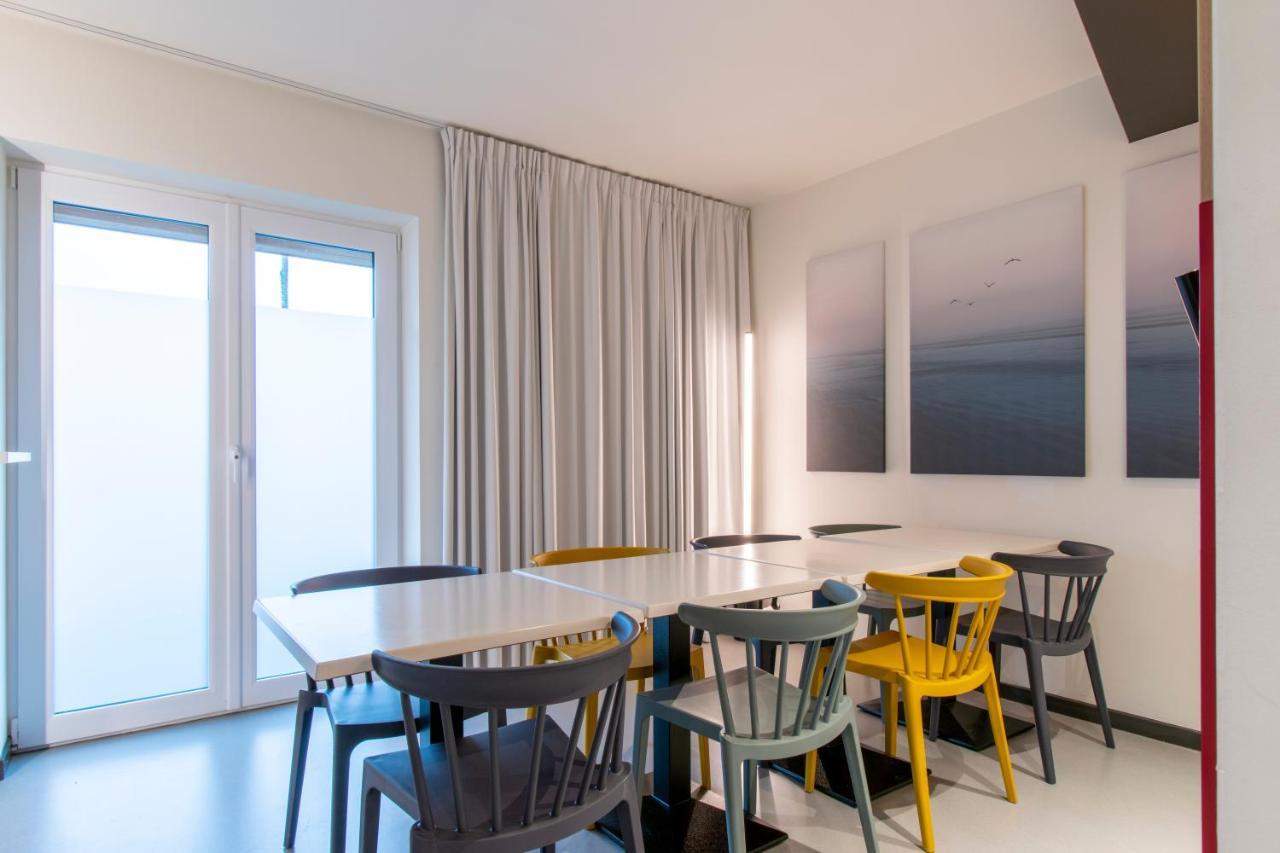 Ibis Budget Knokke Bagian luar foto